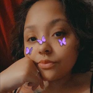 Meet your Posher, Samara